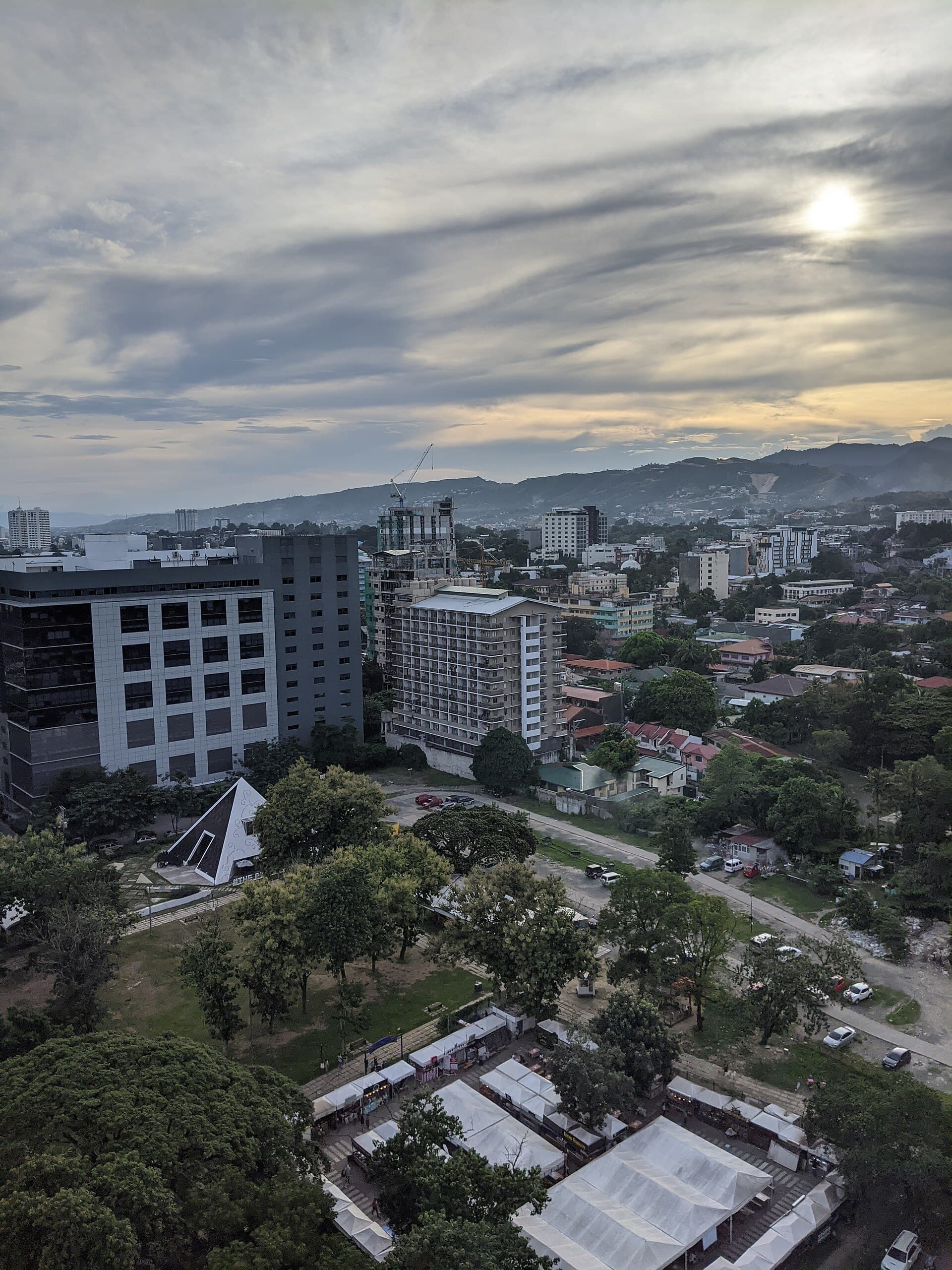 Garden Bloc at Cebu IT Park in the evening
